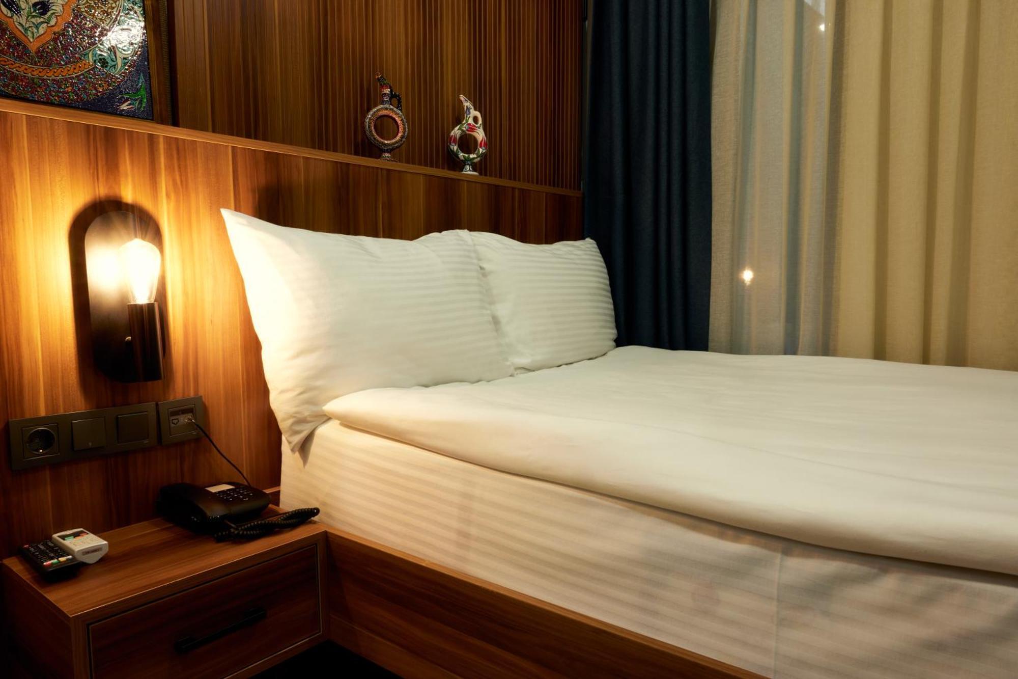 Le Port Karakoey Hotel Istanbul Exterior photo