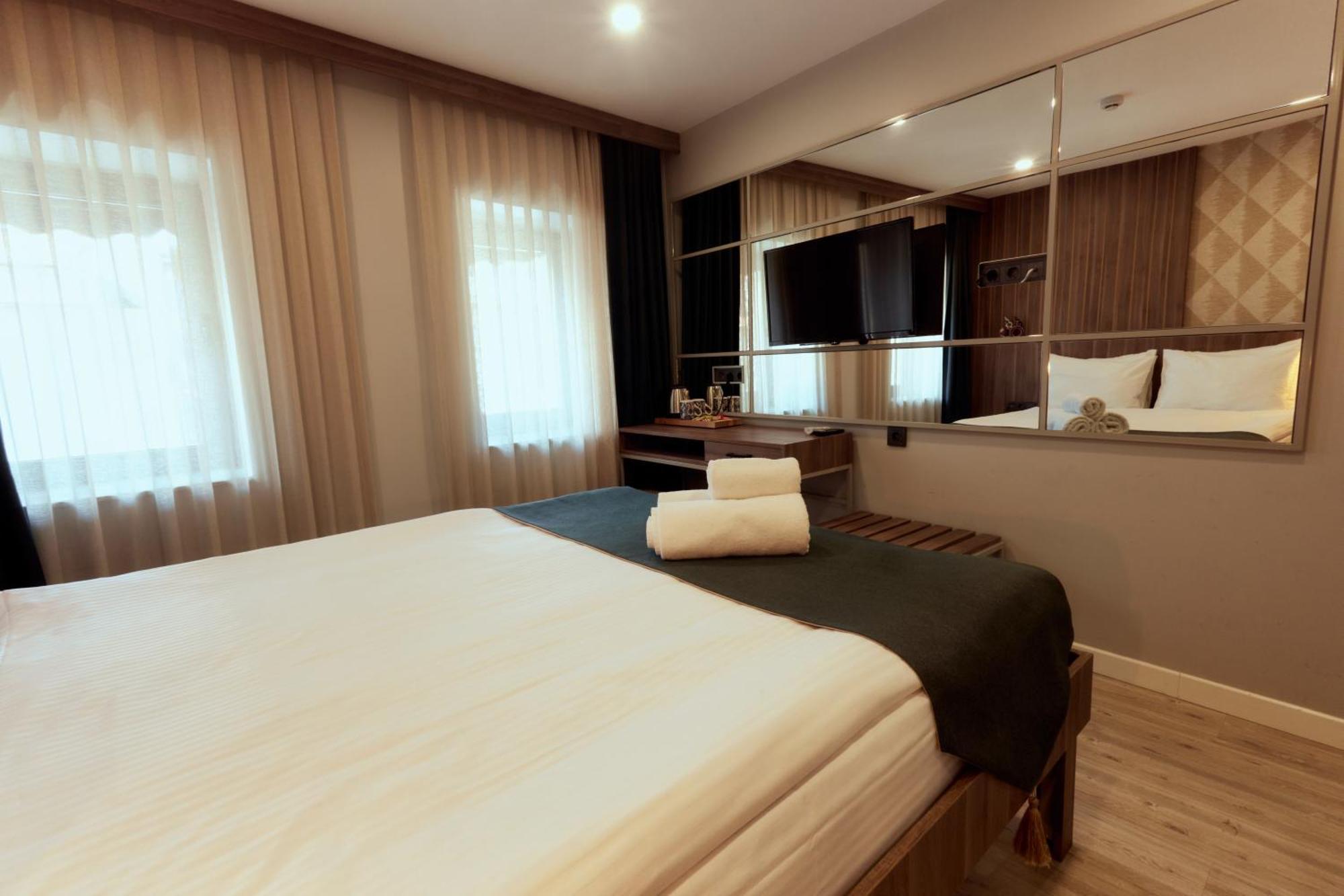 Le Port Karakoey Hotel Istanbul Exterior photo